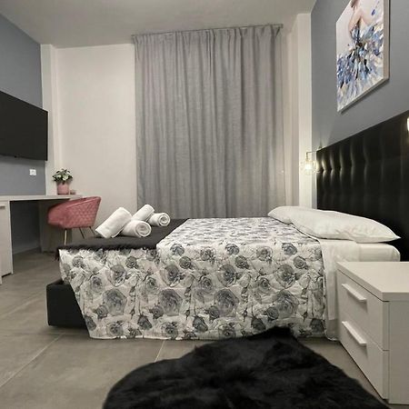 Guest House Kinga Cavour Firenze Esterno foto