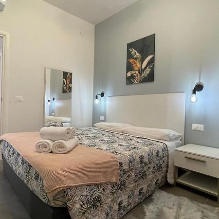 Guest House Kinga Cavour Firenze Esterno foto