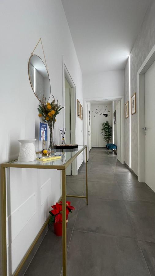 Guest House Kinga Cavour Firenze Esterno foto